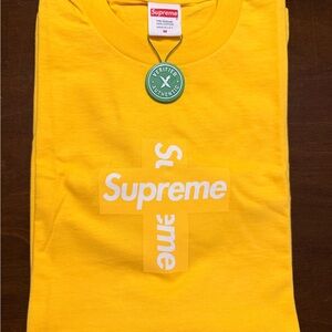 Supreme Cross Box Logo! New!!! 100%Authentic Size M UNISEX